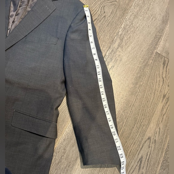 Men’s Zanetti suit - Picture 6 of 12
